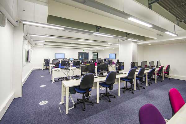 Leeds-Beckett-University-computer-room
