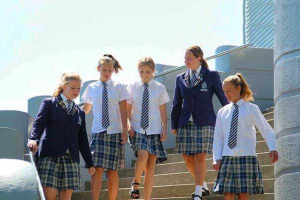 Nz-Napier-Girls’-High-School-student