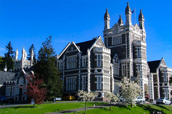 Nz-Otago-Boys’-High-School-school-building