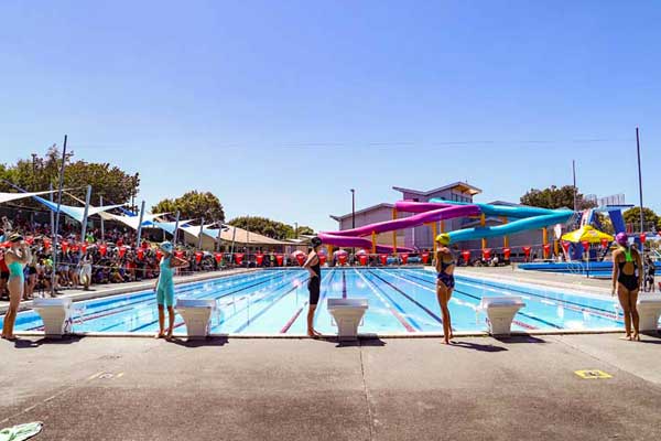 Nz-Palmerston-North-Girls’-High-School-swimming