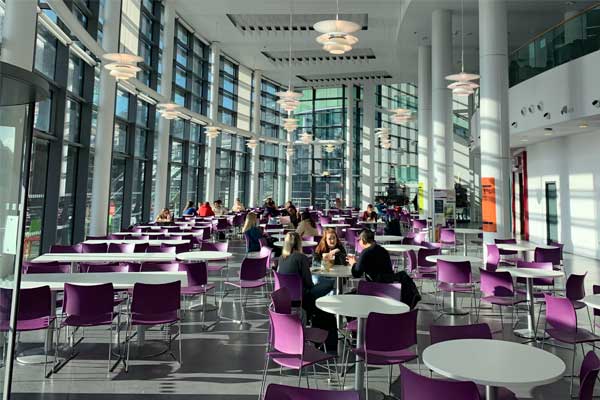 Robert-Gordon-University-Aberdeen-canteen