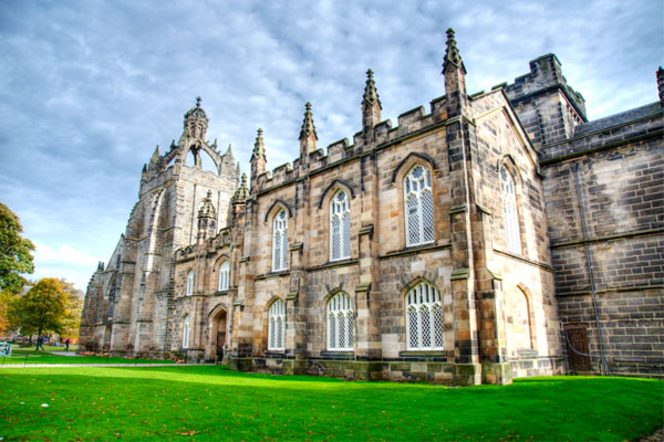 University-of-Aberdeen-building