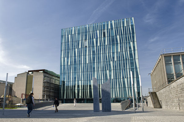 University-of-Aberdeen-library-building