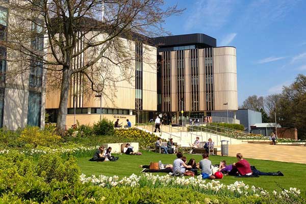 uni-southampton-building