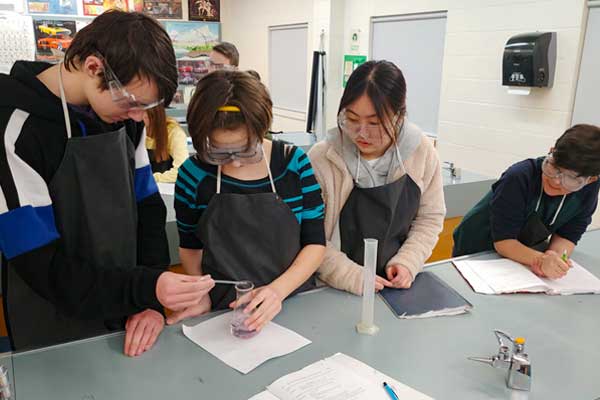 Crowther-Memorial-science-experiment