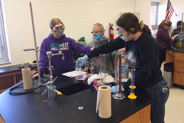 Highland-Secondary-science-experiment