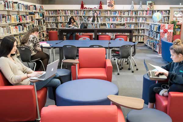 Pitt-Meadows-Secondary-students-working-in-the-library