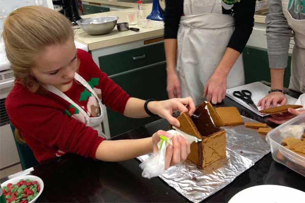 Sands-Secondary-student-making-cake