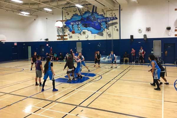 Great-Lakes-Secondary-School-basketball-practice-students